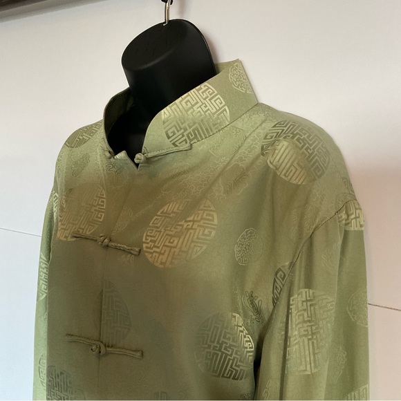 Green Chinese jacket with knotted buttons, functional pockets.OS - Picture 2 of 6